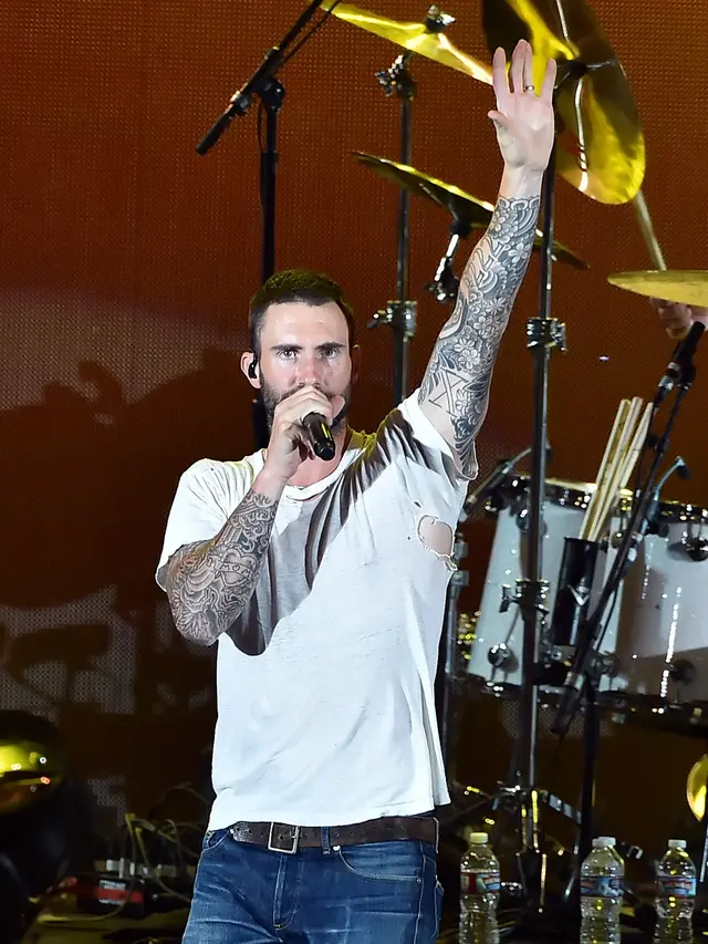 manaratelmostaqbal.net, Jakarta Konser Maroon 5 di Indonesia yang akan digelar di Jakarta International Stadium (JIS), Jakarta Utara, pada Sabtu (1/2/2025) malam ini, tinggal menunggu beberapa jam saja. Para penggemar sekaligus calon penonton konser Maroon 5 di Jakarta kali ini pun tampak menunjukkan antusiasmenya.